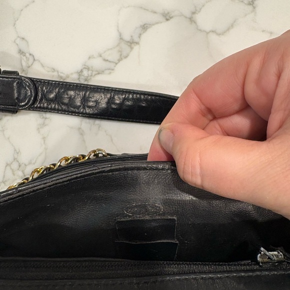 Vintage authentic Chanel belt bag - Picture 15 of 16